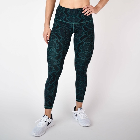 Fleo Pants - Bayou Snakeskin Leggings